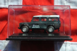 Oxford 76DEF013 Land Rover Defender Station Wagon 